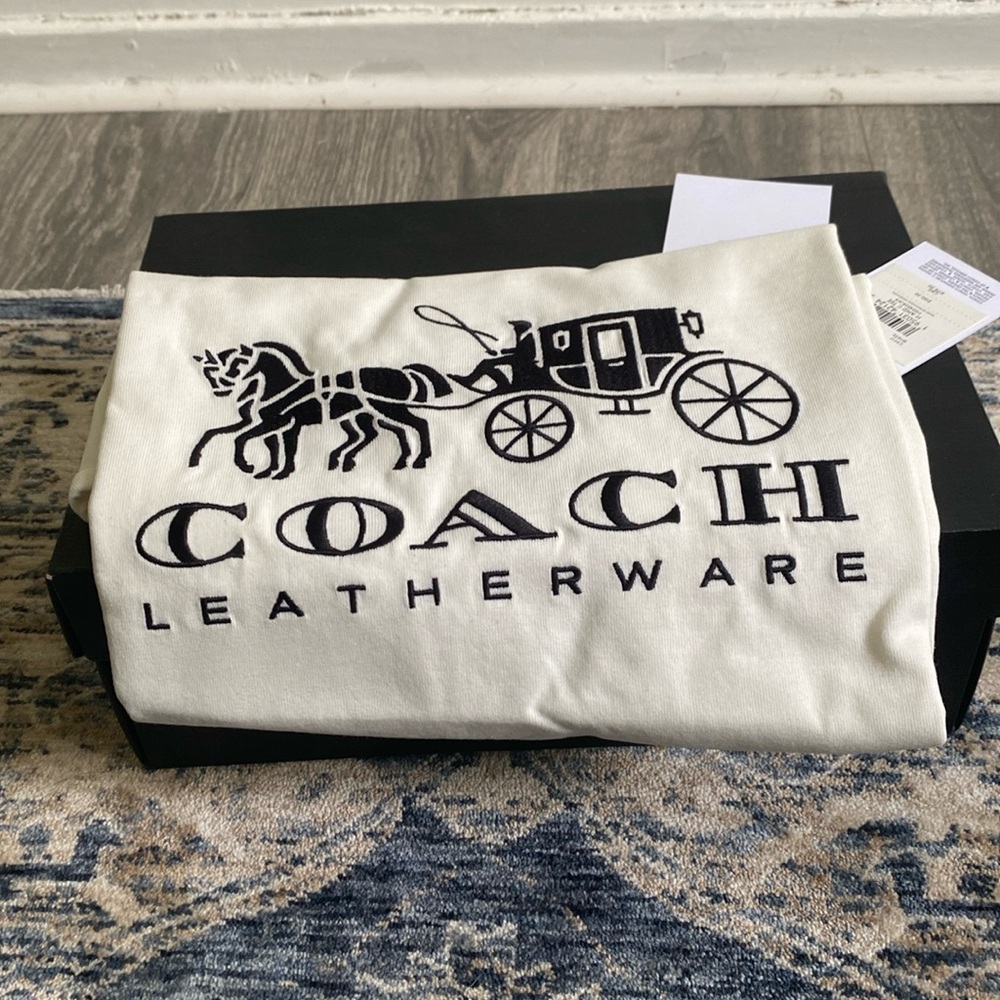 Coach Horse & Carriage Tee Shirt sz S